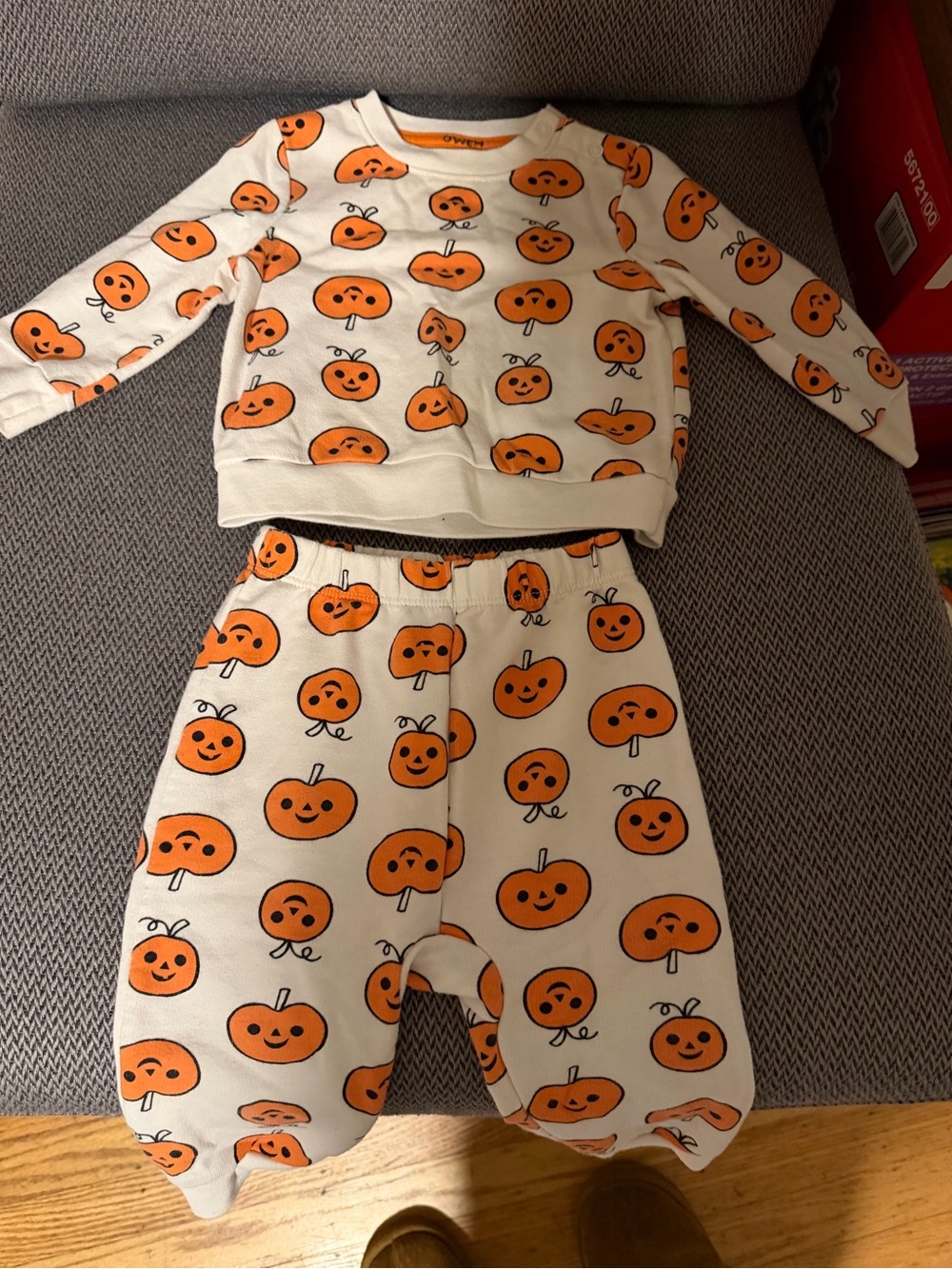 Cat and Jack Kids Orange Pumpkin Print Set